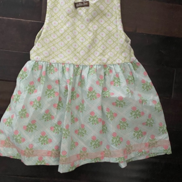 Floral Sleeveless Babydoll Girl’s Top - Picture 2 of 3